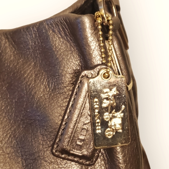 Madison Metallic Leather Small Phoebe Shoulder Bag - Picture 5 of 14